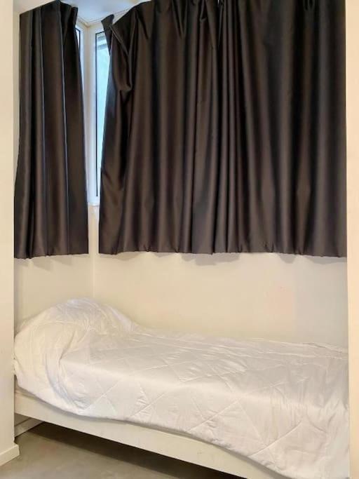 A Place 4U No10 - Garden-Level Getaway 2 Bedroom 2 Bathroom Apartment With Yard Atina Dış mekan fotoğraf